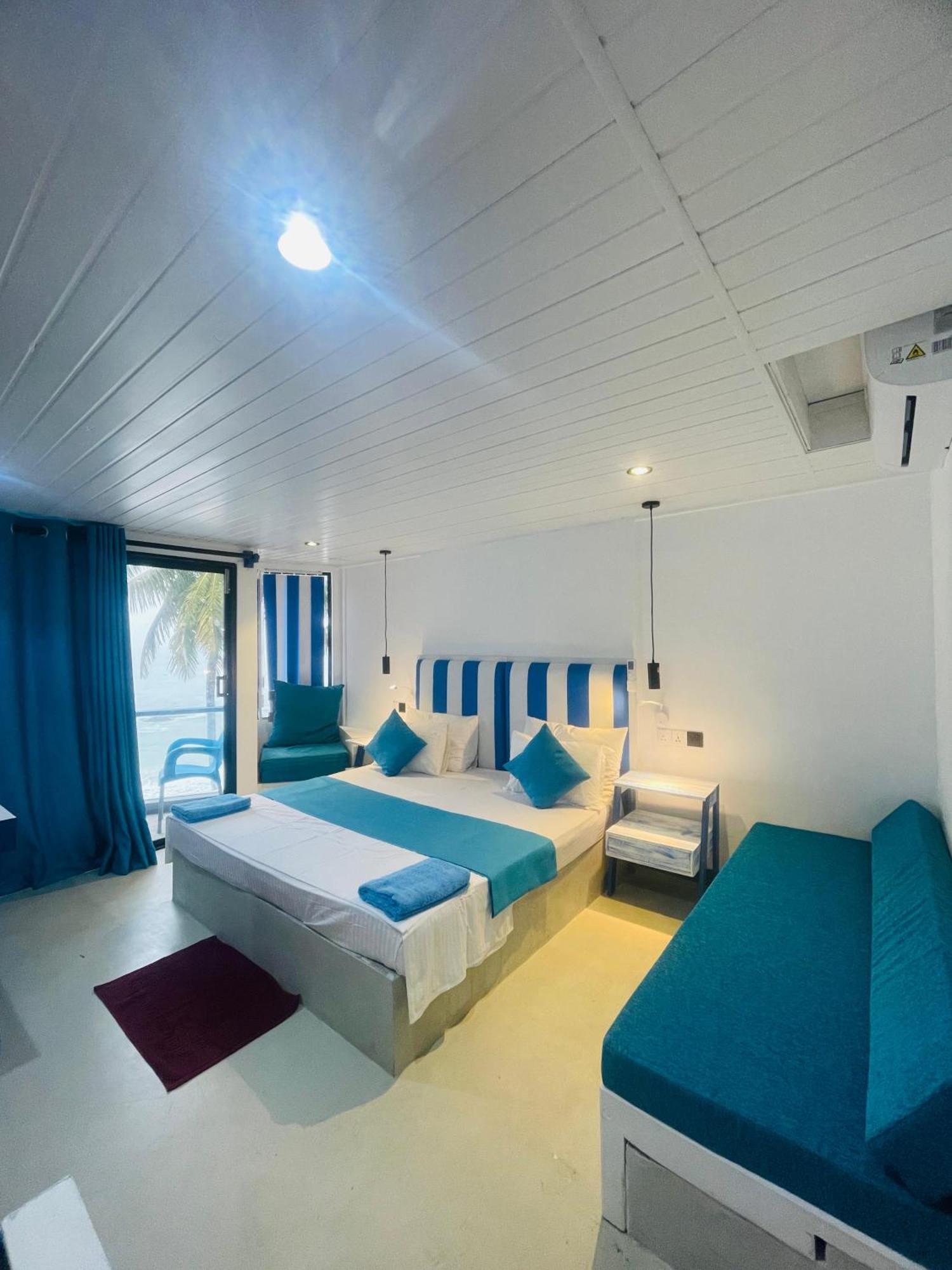 Suncoast Beach Hotel Mirissa Dış mekan fotoğraf
